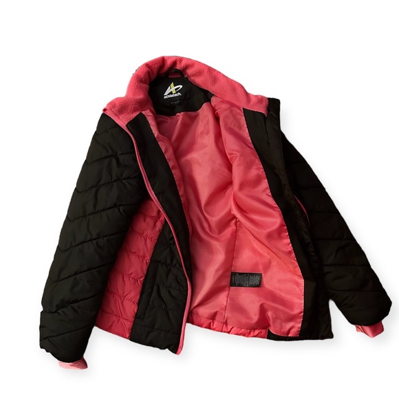 Girls 6/6X Lightweight Winter Coat. - Picture 6 of 7